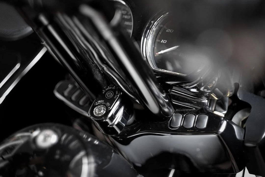 Road Glide 10" Pro Kit