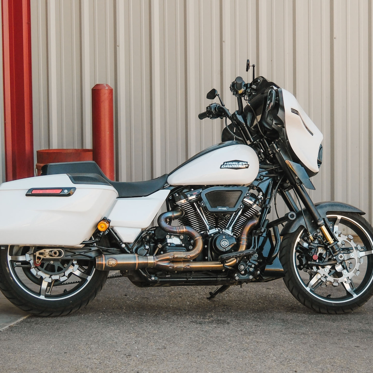 Veloci Street Glide Pullback Plate