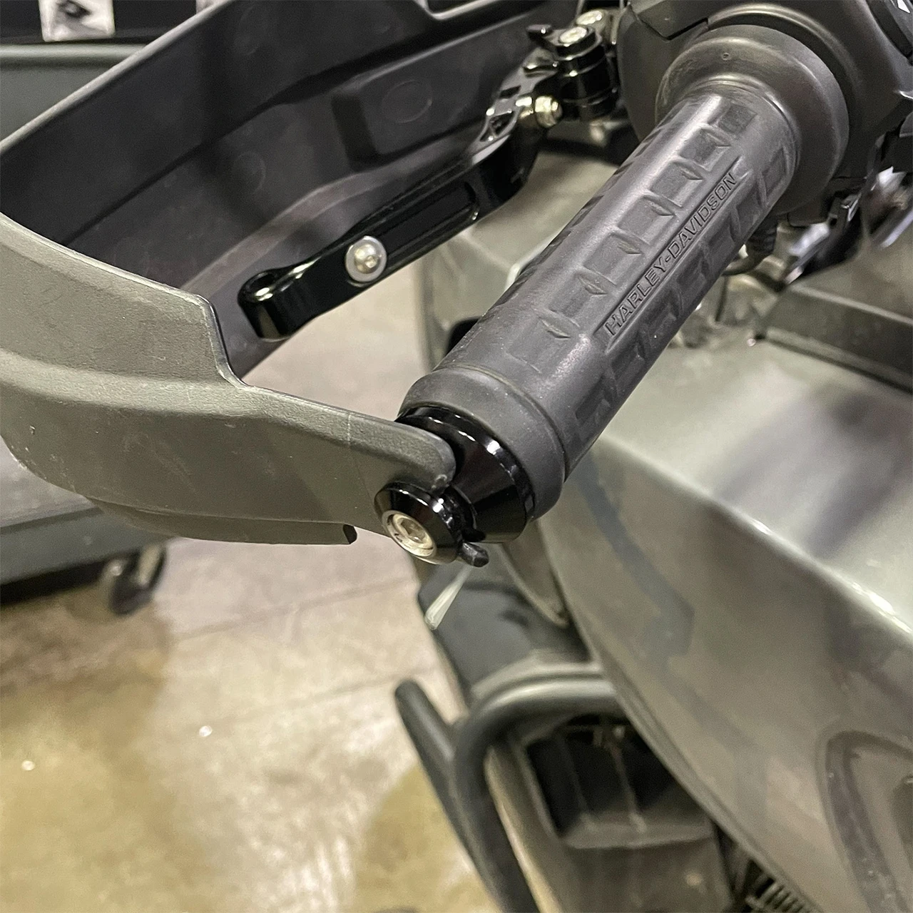 RECON Handguard Bobbins (Pan America)