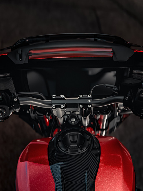 Veloci Street Glide Pullback Plate
