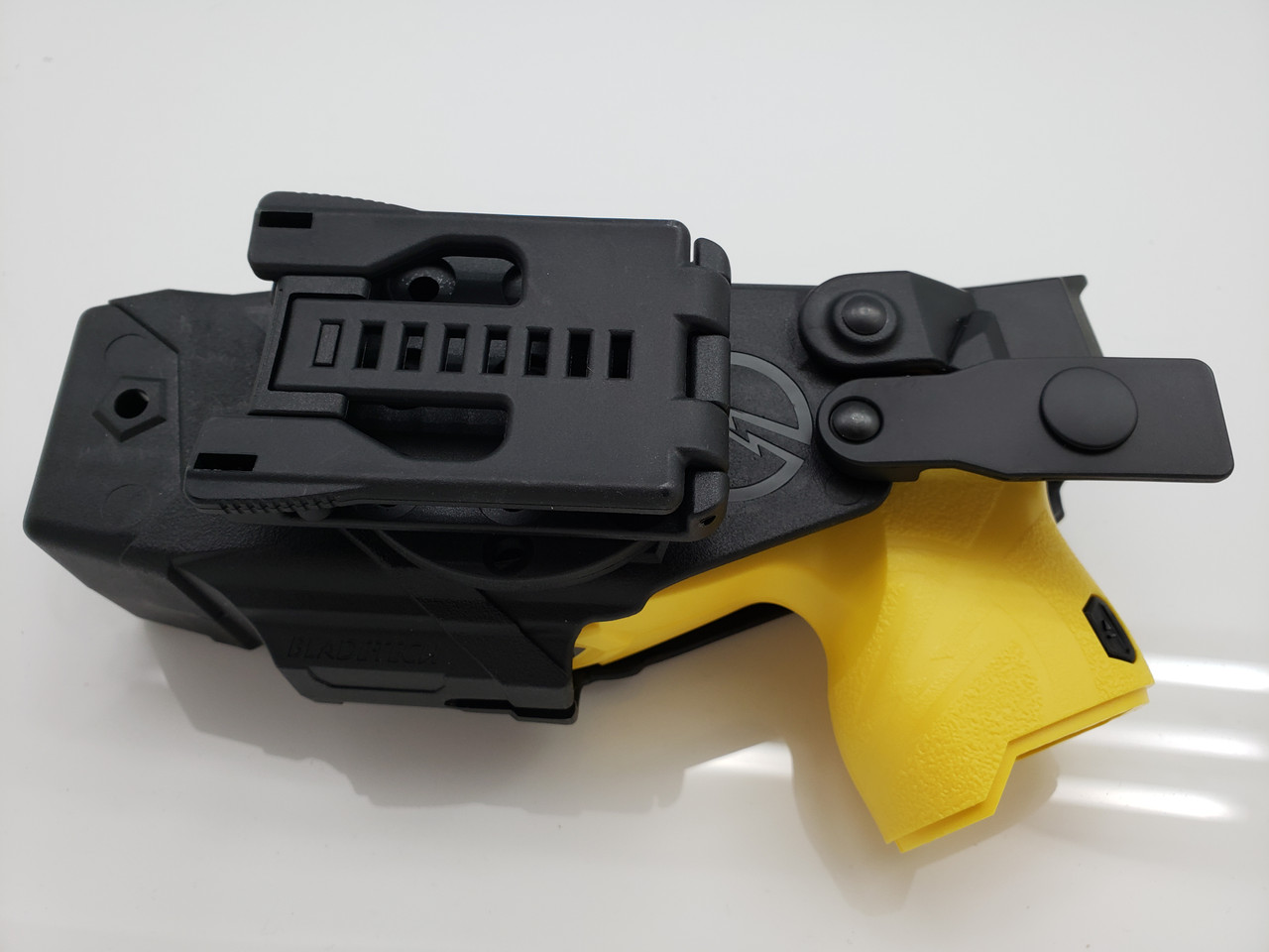 TASER® X26 Blade-Tech Tek-Lok Holster - Stunster.com TASER X26