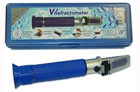 V2 Refractometer - w/ Auto Temp Compensation :: 0740010