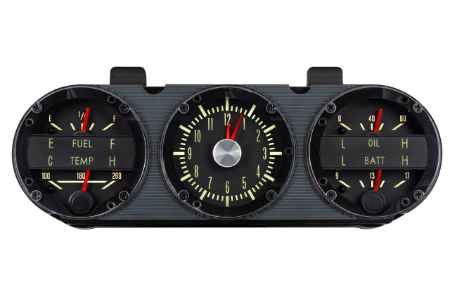 1967 Chevy Camaro W/ Center Console Gauges RTX Instrument System