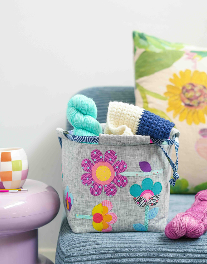 Middy Mayfair Petals Pouch