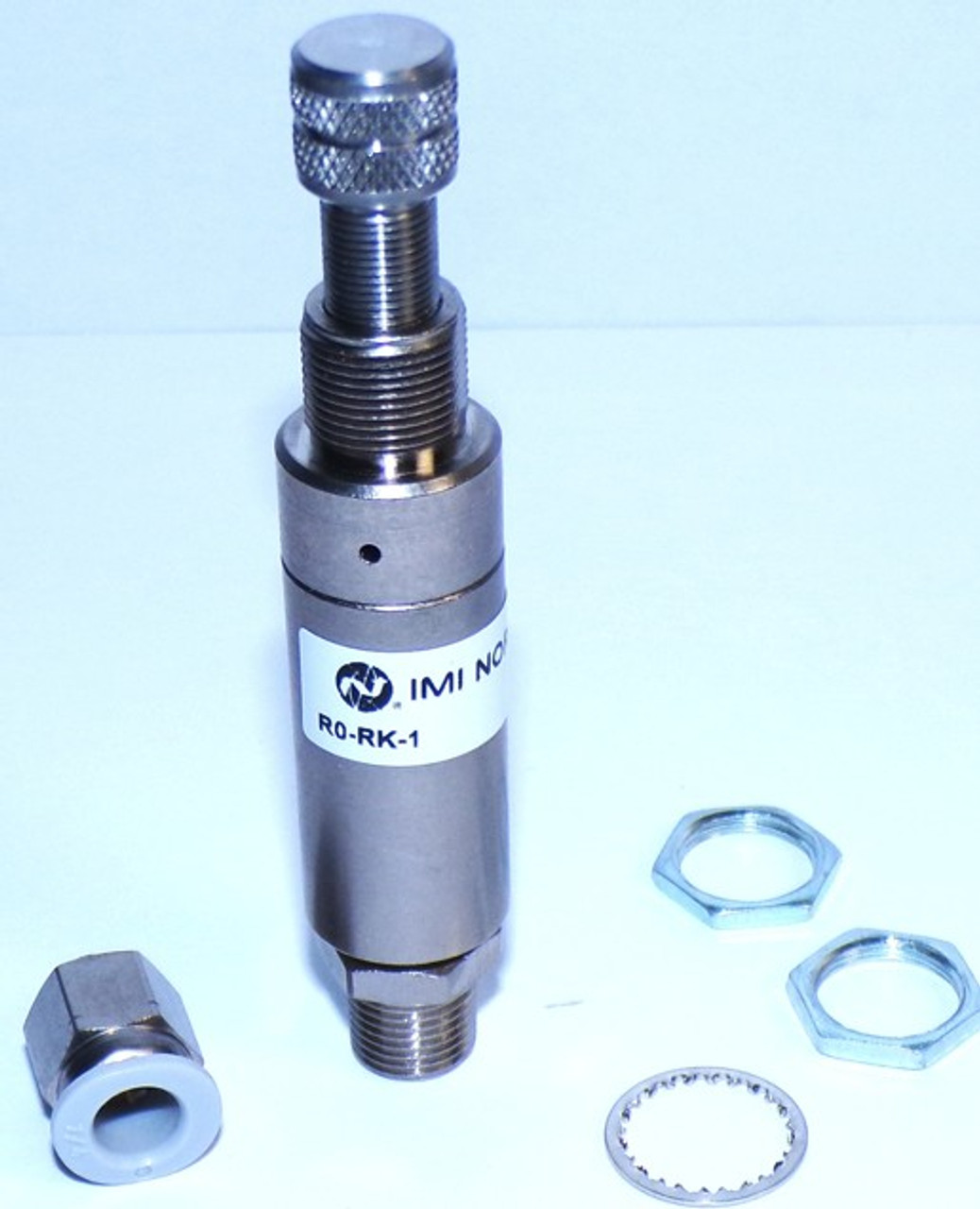 REGULATOR WITH PUSHLOCK FITTING
