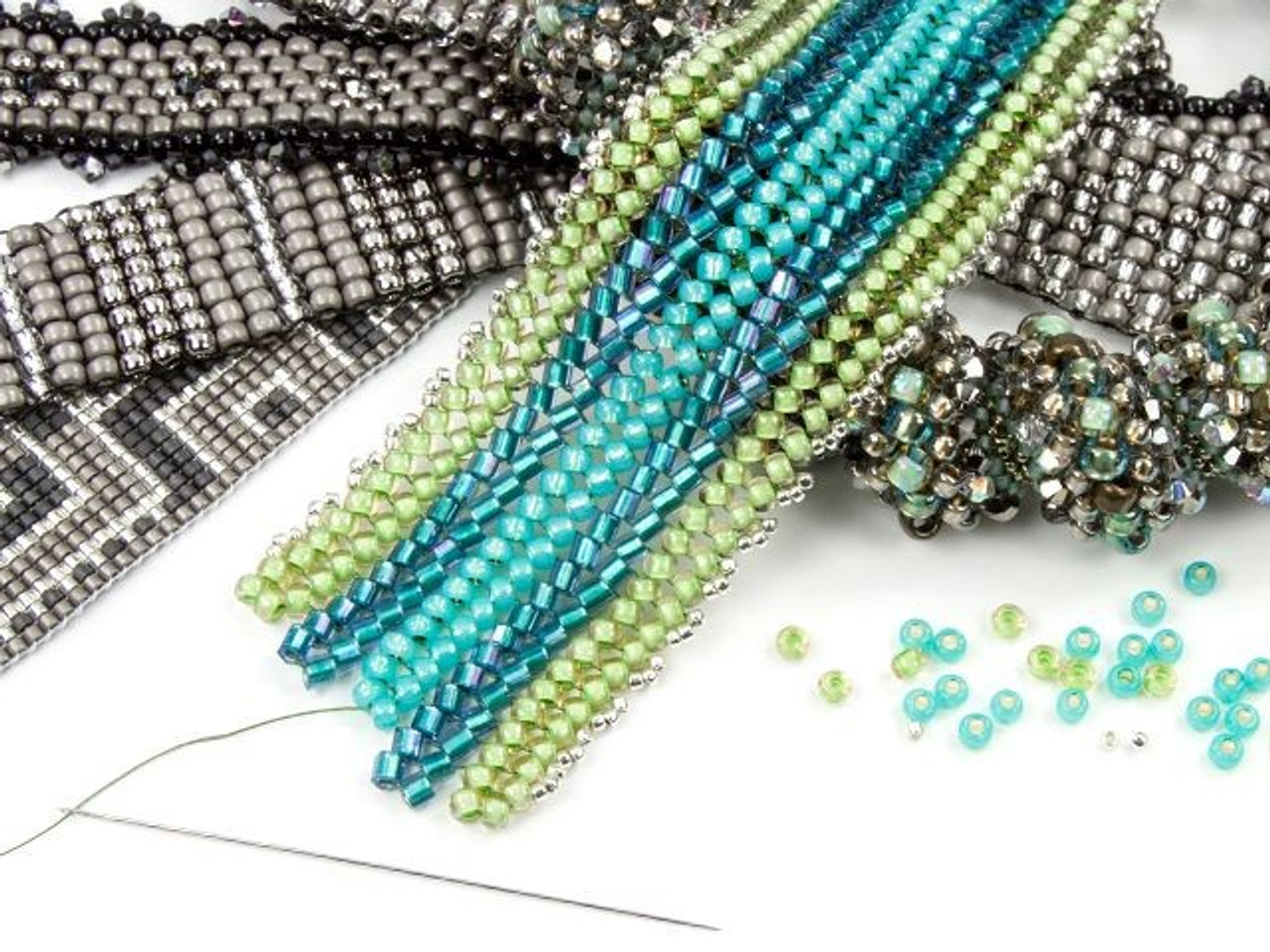 Holiday Spiral Bead Weaving Bracelet Kit - Beads Gone Wild