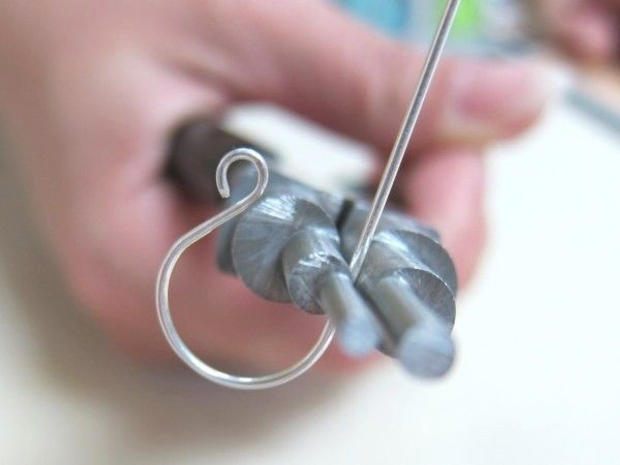 How to Use the One Step Looper Pliers for Jewelry Making 
