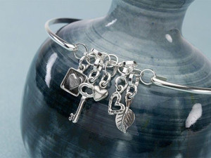 How to Make Charm Jewelry