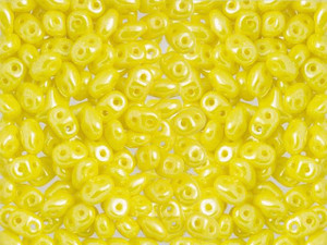 Matubo SuperDuo 2 x 5mm Opaque Yellow Luster 2-Hole Seed Bead 2.5-Inch Tube