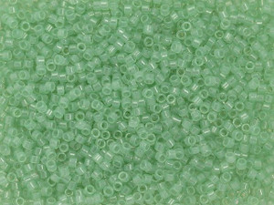 TOHO Treasure 11/0 Transparent Peridot Gold Luster Seed Bead 2.5-Inch Tube TOHO Treasure 11/0 Transparent Peridot Gold Luster Seed Bead 2.5-Inch Tube