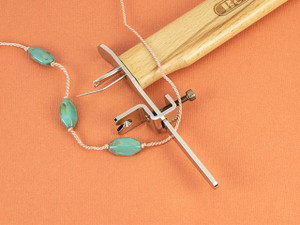 How to Use the Beadalon Tin Cup Pearl Knotter How to Use the Beadalon Tin Cup Pearl Knotter