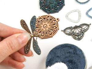 Intro To Gilders Paste Video Intro To Gilders Paste Video