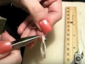 SilverSilk's 8 Needle Flat (4.8mm): Make Embellished Earrings Video SilverSilk's 8 Needle Flat (4.8mm): Make Embellished Earrings Video