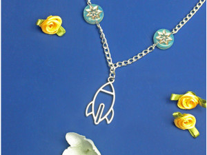16 x 27mm Antique Silver-Plated Spacecraft Pendant 16 x 27mm Antique Silver-Plated Spacecraft Pendant