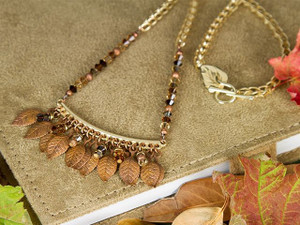 Fall's Return Necklace Tutorial Fall's Return Necklace Tutorial