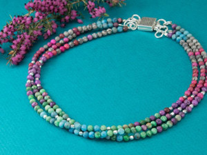 Gradient Glamour Necklace Tutorial Gradient Glamour Necklace Tutorial