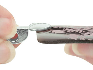 How to Use Bail Glue Pads How to Use Bail Glue Pads