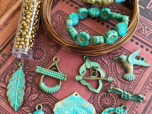 Julie's Bead Table: Patina Finish Goodness bambuser-show Julie's Bead Table: Patina Finish Goodness bambuser-show