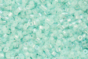 Glow-in-the-Dark Cylin Bead 11/0 – Turquoise AB (25 g)