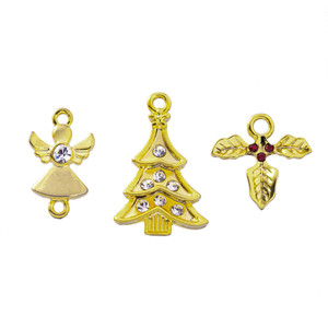 Traditional Holiday Cheer Charm 3 Piece Set in Gold Plating Traditional Holiday Cheer Charm 3 Piece Set in Gold Plating