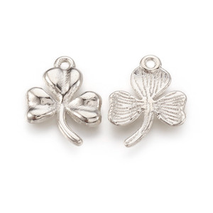 Platinum Shamrock Pendant, 19mm