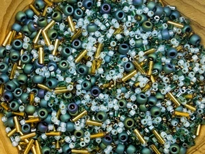 Artbeads Peacock Gild Designer TOHO blend