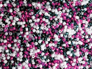 Artbeads Designer Razzle 11/0 Round TOHO Blend