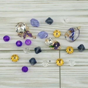 Jesse James Beads Bead Mix - Fluttering Purple