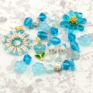 Jesse James Beads Bead Mix - Blooming in Winter Jesse James Beads Bead Mix - Blooming in Winter