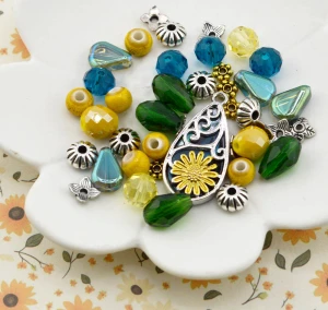 Jesse James Beads Mini Bead Mix - Adoration