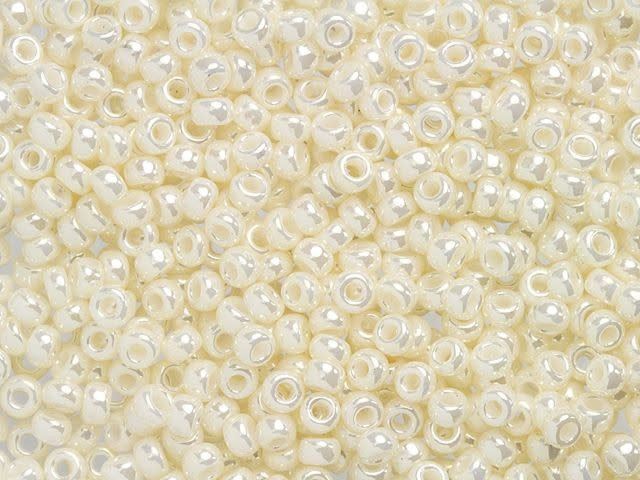 Miyuki 8/0 Round Seed Beads - Antique Ivory Pearl Ceylon 22g Vial