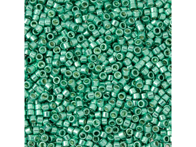 TOHO Aiko 11/0 Galvanized Green Teal Precision Cylinder Seed Beads, 4g Pack