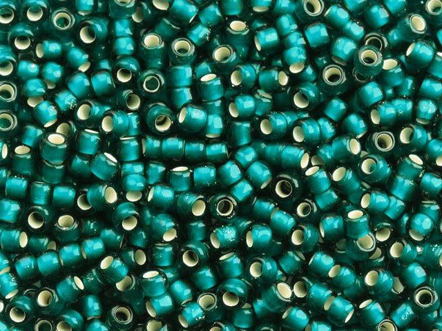 TOHO Bead Round 8/0 Frosted Silver-Lined Teal, 8g bag