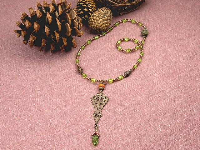Dover Beaded Necklace Tutorial