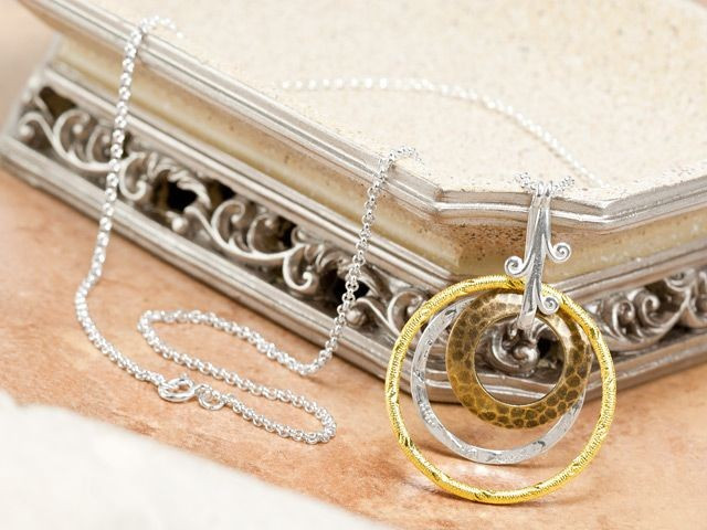 Rings of Olympus Necklace Tutorial