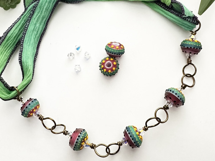 Maker Master with Sara Lovecraft: Grace Lampwork and Silk Ribbon Necklace bambuser-show