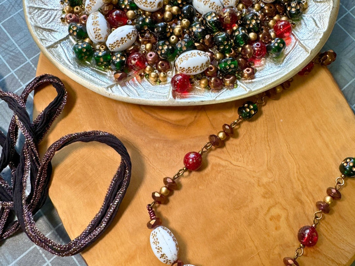 Beading with Becky: Victorian Christmas Designer Blend bambuser-show Beading with Becky: Victorian Christmas Designer Blend bambuser-show