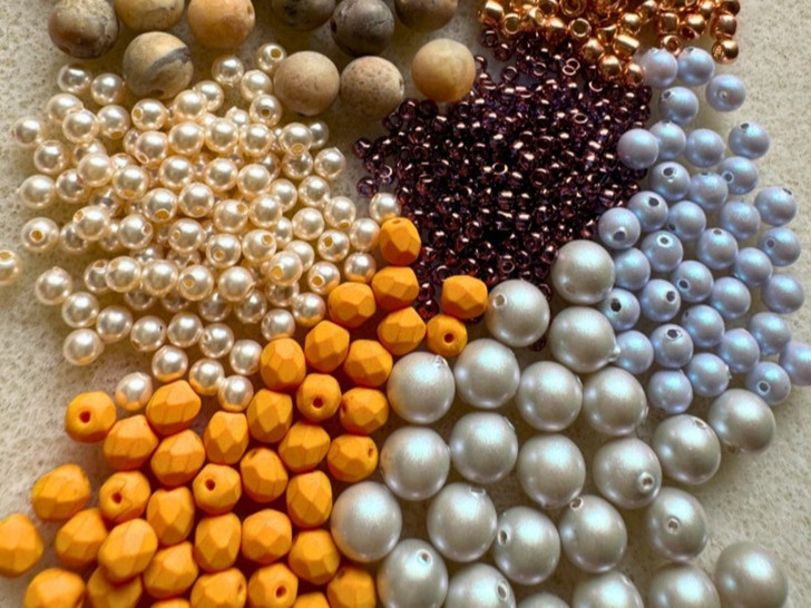 Beading with Becky: Gemstones, Pearls & More in Fall Colors bambuser-show