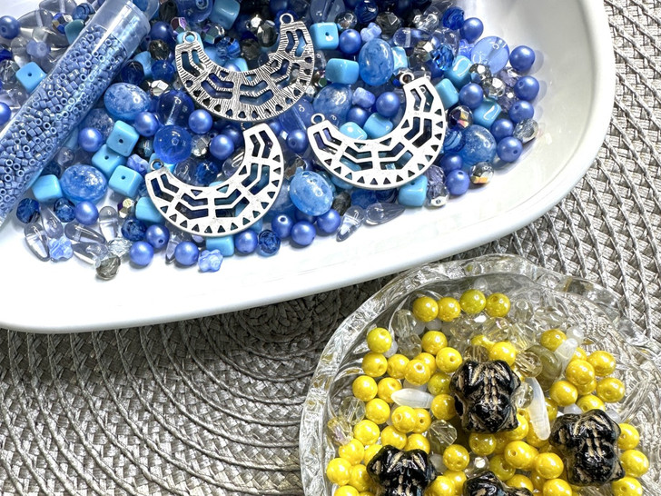 Designing with Deb: DIY Jewelry with Exclusive Designer Blends  bambuser-show Designing with Deb: DIY Jewelry with Exclusive Designer Blends  bambuser-show