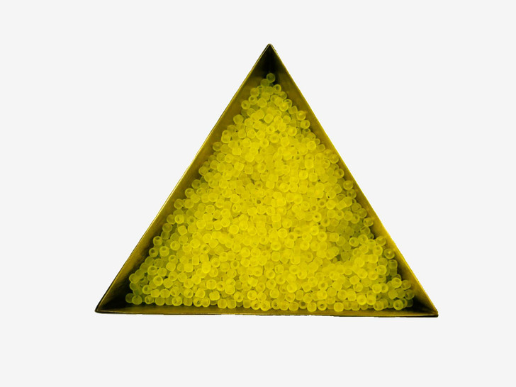 TOHO Bead Round Size 11/0 Transparent-Rainbow Frosted Lemon - 5.5 Inch Tube