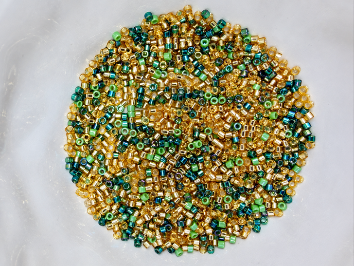 Artbeads Designer Honey Fern 11\0 Delica Blend