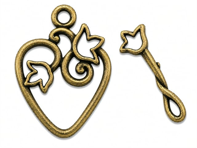 JBB Tulip Heart Toggle : Antique Brass