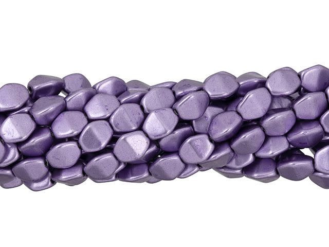 Czech Glass 5 x 3mm ColorTrends Saturated Metallic Crocus Petal Pinch Bead (50pc Strand) by Starman