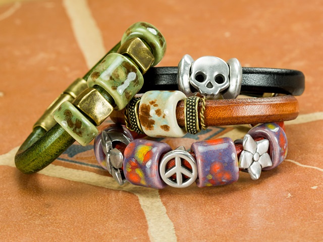 Regaliz Leather Bracelets