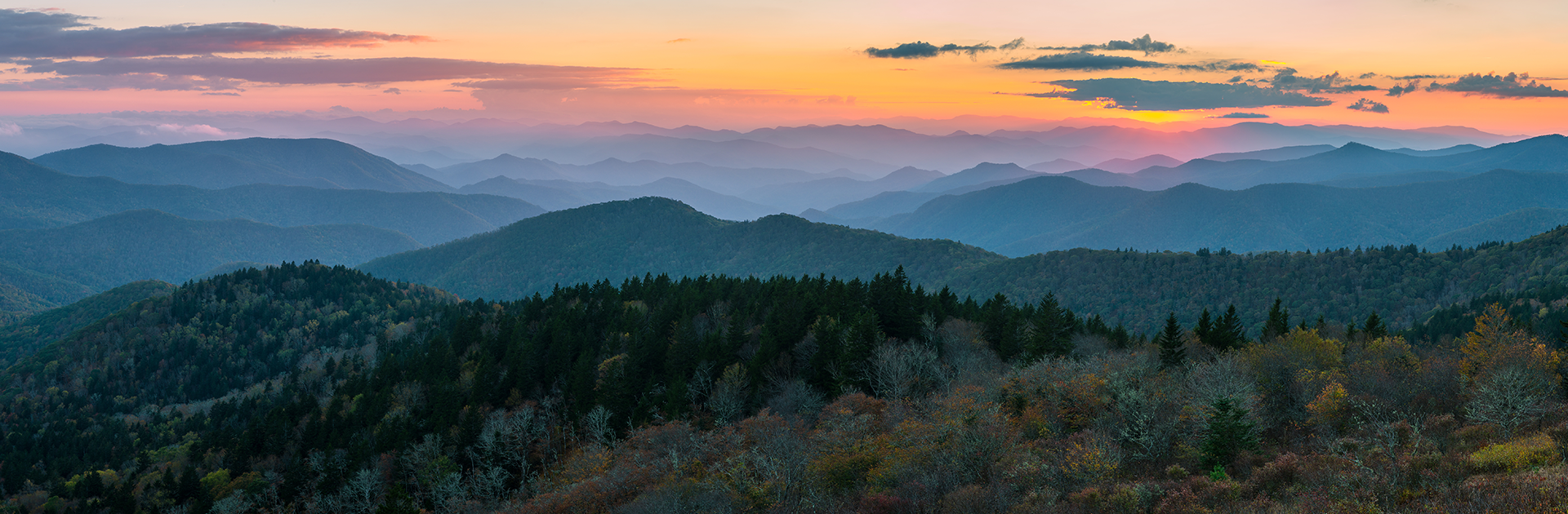 Festive Road Trips: Fun RV Adventures Around Christmastime