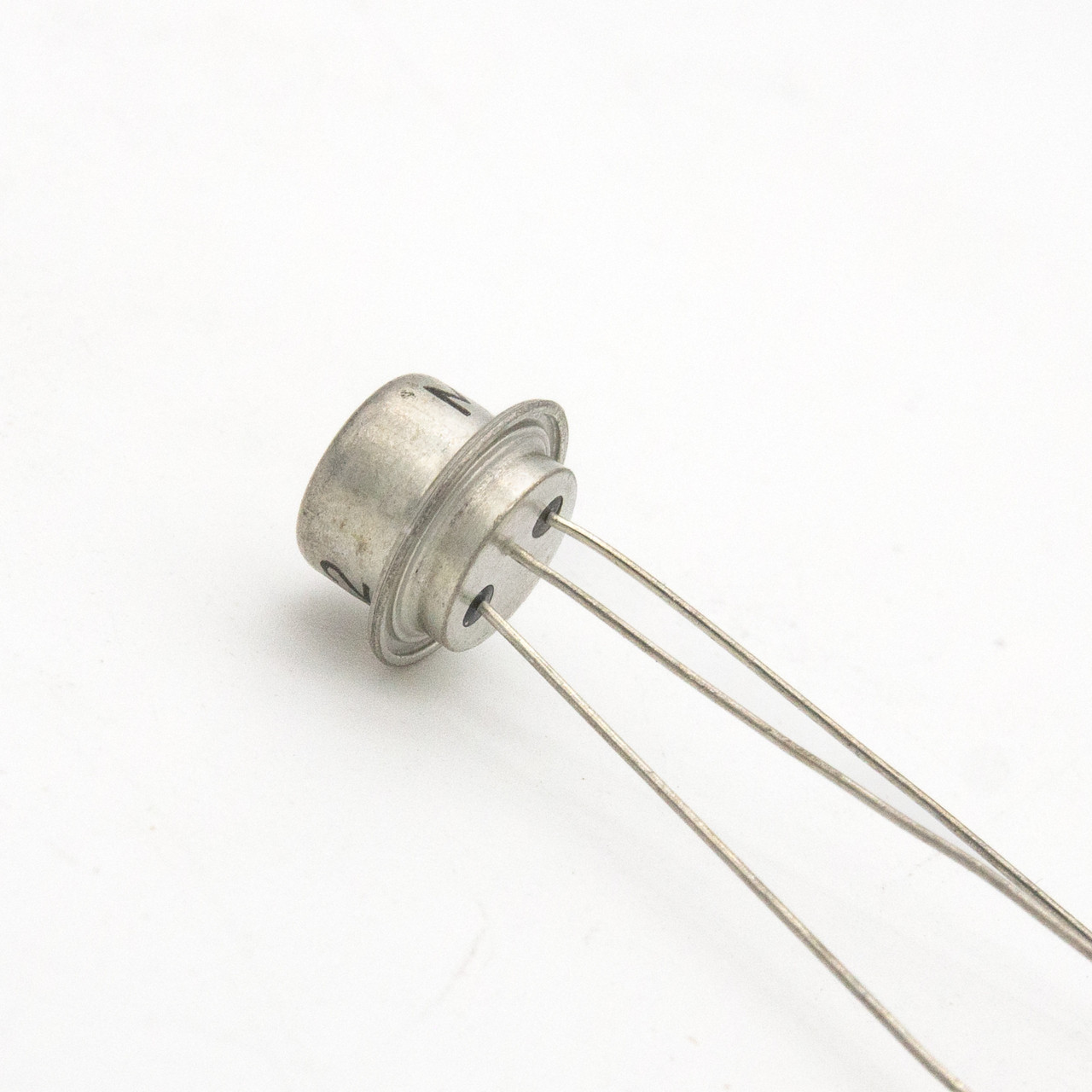 germanium transistor vs silicon transistor