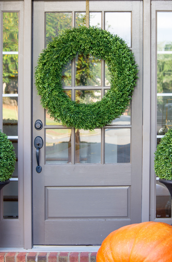 FAUX BOXWOOD ROUND WREATH - 32 INCH