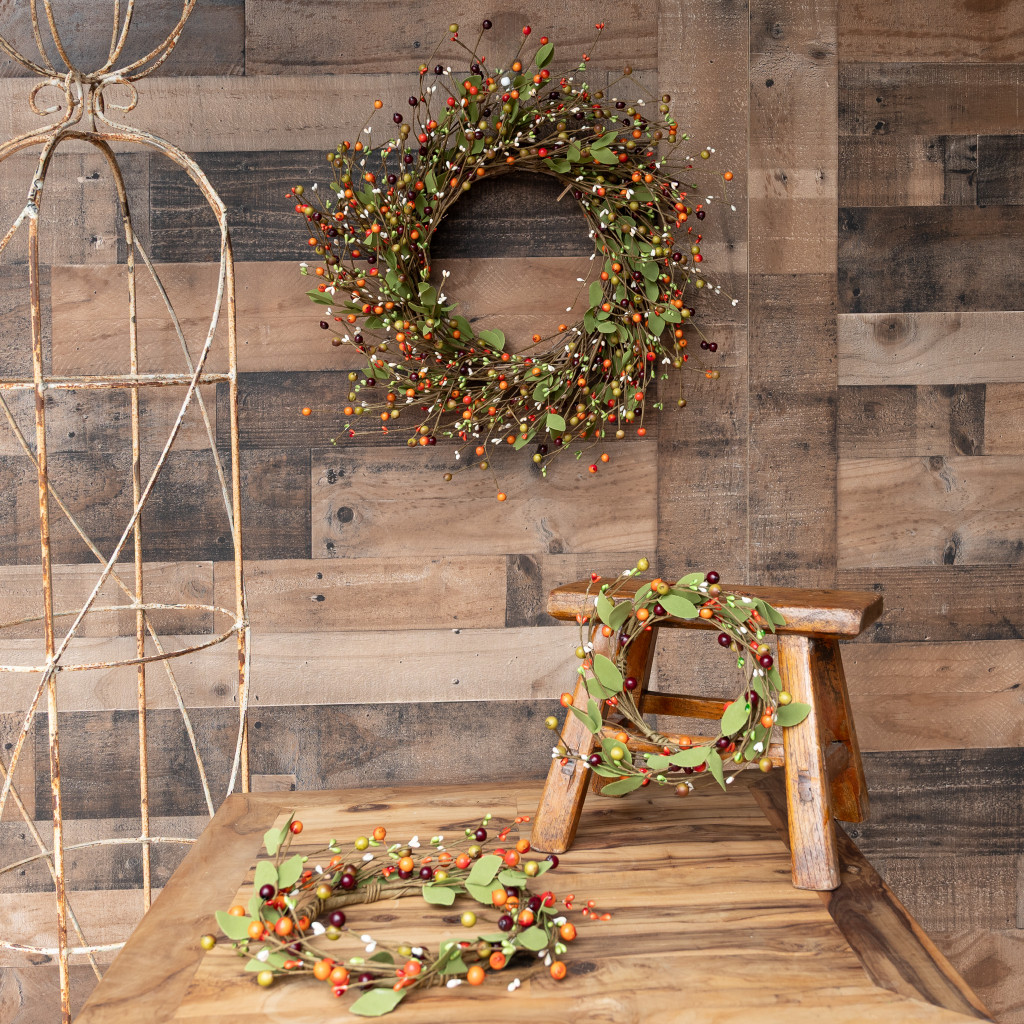 BERRY & PIP TUSCAN WREATH - 22 INCH