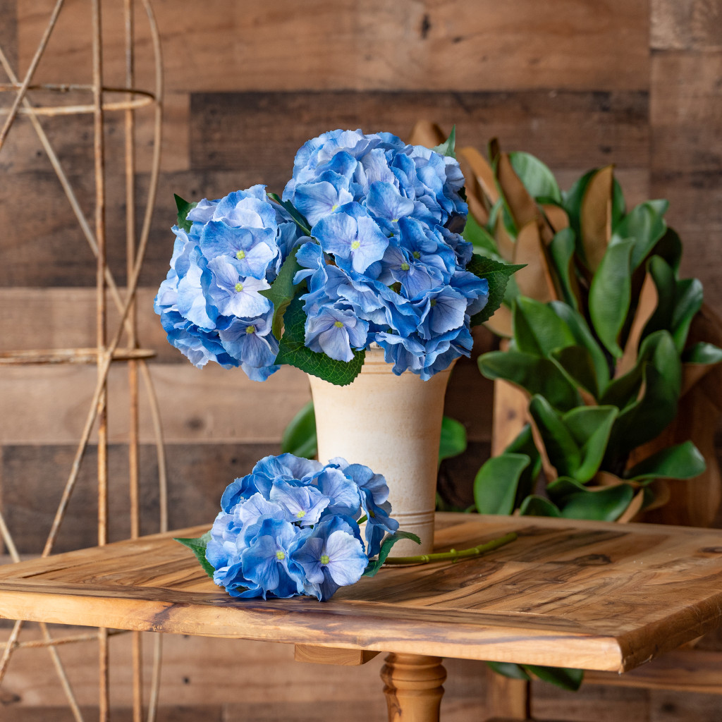 REAL TOUCH HYDRANGEA - BLUE - 6 INCH X 14 INCH
