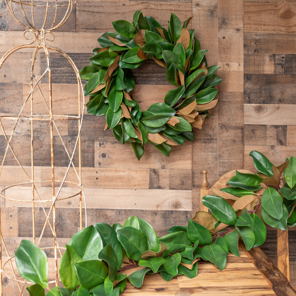 MAGNOLIA LEAF WREATH - 23 INCH